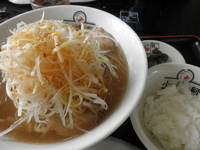「ねぎラーメン+半ライス 「730円+無料」」@喜多方ラーメン 坂内 岩槻店の写真