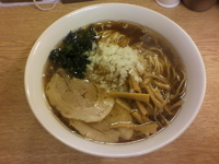 「醤油ラーメン大盛（550円+100円）」@麺処 あずきの写真