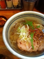 「天然塩ラーメン」@本店 塩元帥の写真