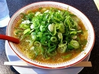 「ラーメン・醤油・ふつう・ネギ多め」@天龍の写真