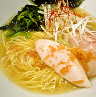 「純鶏ホタテ塩らーめん ￥800」@三代目麺処 「まるは」極 船橋店の写真