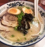 「ラーメン（細麺:バリカタ）+煮玉子」@伊都屋 大宮東口店の写真