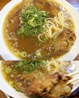 「とろ肉1本のせラーメン（950円）」@ラーメンからやの写真