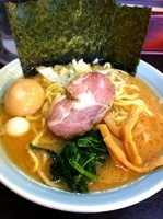 「醤油大盛 味たまご」@松壱家 藤沢南口店の写真