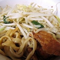 「エビ小（麺少なめ）ニンニク 900円」@蓮爾 さんこま店の写真