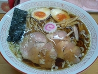 「王道の醤油ラーメン 半熟味付玉子入り」@昭和歌謡ショーの写真