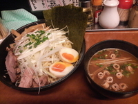 「つけめん・大盛+全部のせ」@海と大地のらあめん ひろや 西川口店の写真