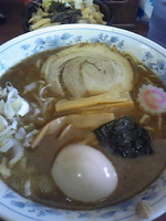 「中華そば650円+味玉100円+チャーシュー丼300円」@次念序の写真