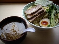 「つけめん（大）+チャーシュー、750円（+200円）+300円」@あぢとみ食堂の写真