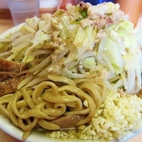 「小ブタ（ヤサイニンニクあぶら） 750円」@ラーメン二郎 京成大久保店の写真