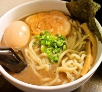 「限定 煮干しらぁ麺+味玉+チャーシュー丼（780円+100円）」@麺処GROWTHの写真