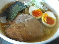 「塩らー麺+ぶた丼セット+地鶏の味付けたまご」@荻窪らーめん 栄龍軒の写真