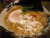 「とんこつ醤油￥700」@つけめん・らーめん活龍 本店の写真