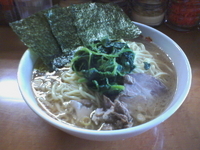 「ラーメン、大盛」@横浜ラーメン 町田家 新百合ヶ丘店の写真