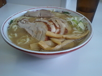 「ラーメン大 （820円）@肉屋」@肉屋の写真
