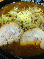 「嵐げんこつらぁめんガッツ!!￥720」@らあめん花月嵐 蓮田SA店の写真