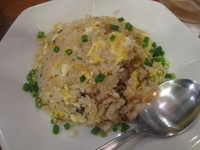 「半チャーハン300円」@博多とんこつラーメン 二金堂 銀座店の写真
