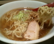 「朝らーめん600円」@麺や 七彩 東京駅の写真