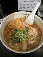 「中華そば【700円】 梅メンマ*値段と正式な名前忘れました」@江戸前煮干中華そば きみはん 五反田店の写真