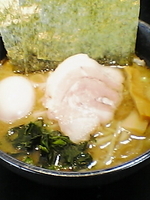 「味玉ラーメン（醤油、￥750）」@BOMBA家 湘南台本店の写真