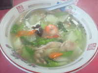 「エビと鶏肉ソバ 850円」@中華料理 芳龍の写真