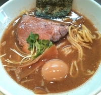 「やまらぁ700円味玉ランチサービス」@麺 やまらぁの写真