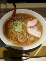 「ラーメン 大盛り【850円】」@麺や 七彩 東京駅の写真