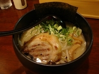 「大地の鶏白湯らーめん」@箕面らーめん 麺将 うらやの写真