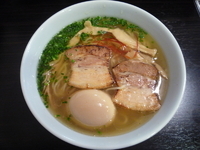 「無化調塩マニア+味玉」@麺屋 はなび 高畑本店の写真