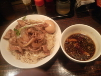 「肉盛つけ麺・中盛300g+味玉」@魁 肉盛りつけ麺 六代目けいすけの写真