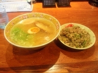 「塩ラーメン+半チャーハン」@ラーメン 響の写真