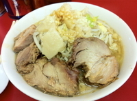 「ラーメン並 子豚 にんにく からめ」@モッコリ豚の写真