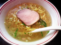 「鶏パイタン」@たけちゃんにぼしらーめん 府中店の写真