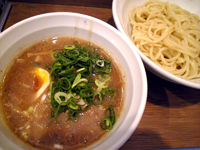 「濃厚つけ麺（550円）」@ヒノマル食堂 肉そばなおじの写真