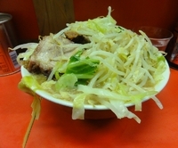 「小ラーメン ￥600 にんにく少なめ野菜」@ラーメン二郎 三田本店の写真