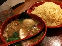 「【昼限定】特製こってりつけめん 880円」@麺処 古武士 新宿西口小滝橋通り店の写真