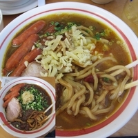 「板場のぶっかけカレー（鶏豚骨※別丼提供）+チョリソー+とろけるチ」@MENYA 食い味の道有楽の写真