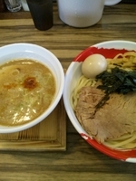 「豚骨つけ麺（中盛り・全部のせ）」@一番舎の写真