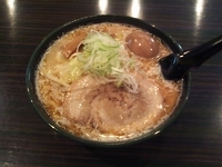 「味噌らーめん（750円）+味玉（100円）+ライス（150円）」@めんや 蔵の写真