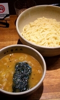 「つけ麺（300g）800円」@麺屋吉左右の写真