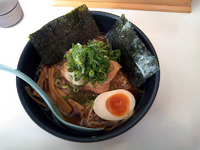 「冷しらーめん（期間限定 700円）+セットチャーハン（350円）」@熱血らーめん 遊びじゃネェんだよ!の写真