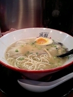 「特製豚骨」@風龍.MAX 神田神保町店の写真