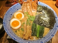 「櫓そば全部乗せ（980円）」@中華そば 櫓屋の写真