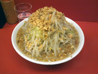 「小ラーメン（700円）+揚げネギ（100円）」@ラーメン 学の写真