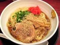 「冷しラーメン 500円」@とんこつラーメン博多風龍 神田北口店の写真