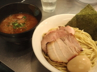 「濃厚豚骨魚介特製つけ麺（醤油）」@麺処 ほん田 東京駅一番街店の写真