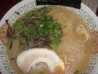 「らーめん￥650+替え玉（無料券使用）」@博多長浜らーめん 楓神の写真