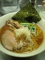 「醤油ラーメン 750円」@麺処 ほん田 東京駅一番街店の写真