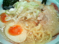 「背脂醤油らーめん/こってり/ミニモヤシ+味玉（￥650+￥70）」@福たけSEVENの写真