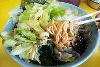 「スタミナ+キャベツ」@大黒家 岸谷店の写真